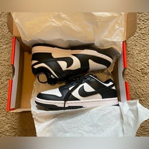 Black/white Nike Dunk Low